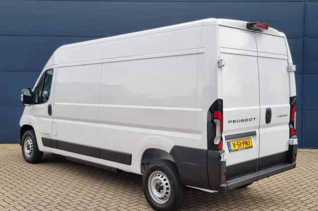 Peugeot E-Boxer (2026) thumbnail 3