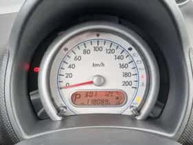 Suzuki Splash (2014) thumbnail 12