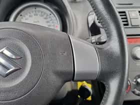 Suzuki Splash (2014) thumbnail 14