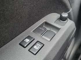 Suzuki Splash (2014) thumbnail 20