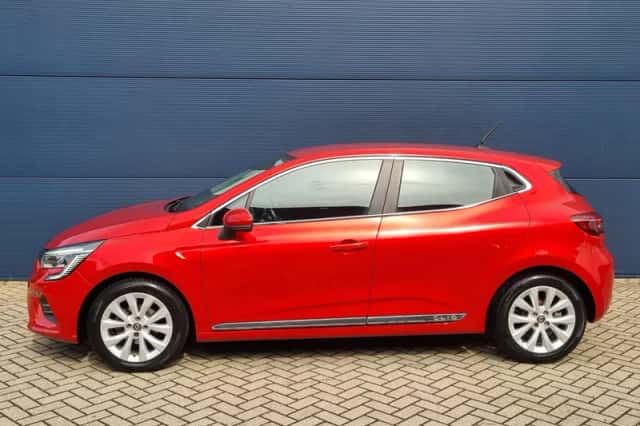 Renault Clio (2019) thumbnail 2