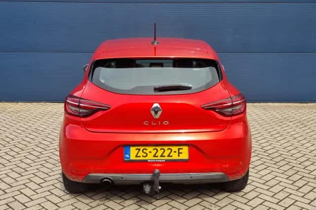 Renault Clio (2019) thumbnail 4