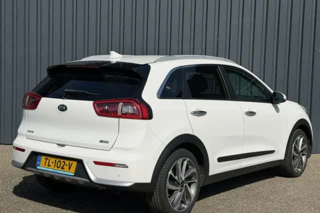 Kia Niro (2018) thumbnail 3