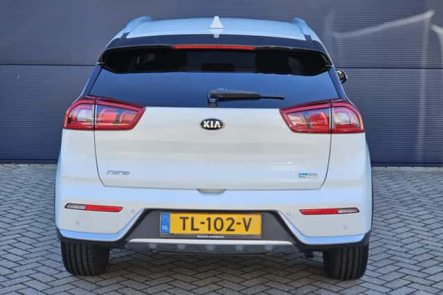 Kia Niro (2018) thumbnail 6