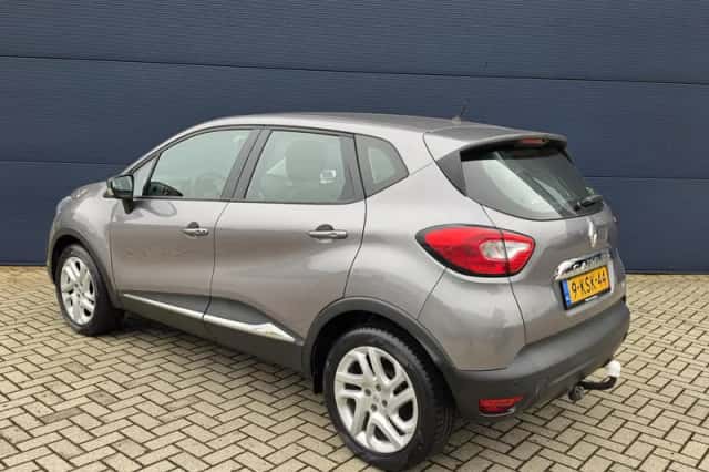 Renault Captur (2013) thumbnail 3