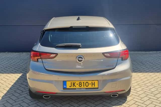 Opel Astra (2016) thumbnail 4