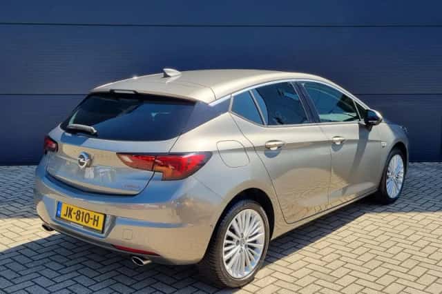 Opel Astra (2016) thumbnail 5