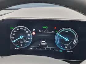 Kia Niro (2023) thumbnail 12