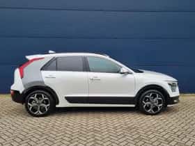 Kia Niro (2023) thumbnail 6