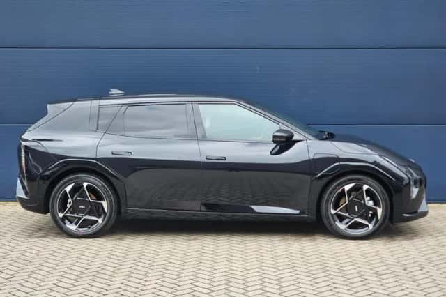 Kia EV4 (2026) thumbnail 3