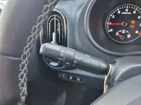 Kia Picanto (2023) thumbnail 15