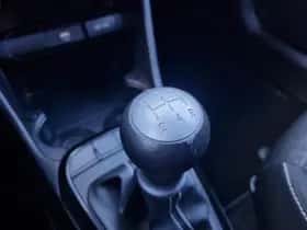 Kia Picanto (2023) thumbnail 22