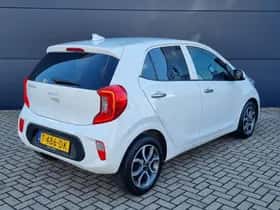 Kia Picanto (2023) thumbnail 5