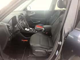 Kia Soul EV (2021) thumbnail 9