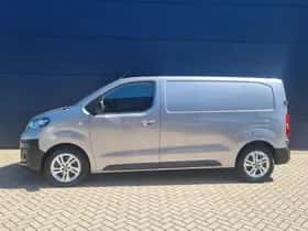 Opel Vivaro (2024) thumbnail 2