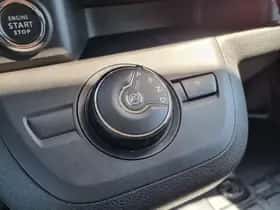 Opel Vivaro (2024) thumbnail 24