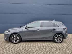Kia Ceed (2025) thumbnail 2