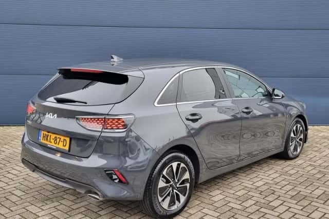 Kia Ceed (2025) thumbnail 6