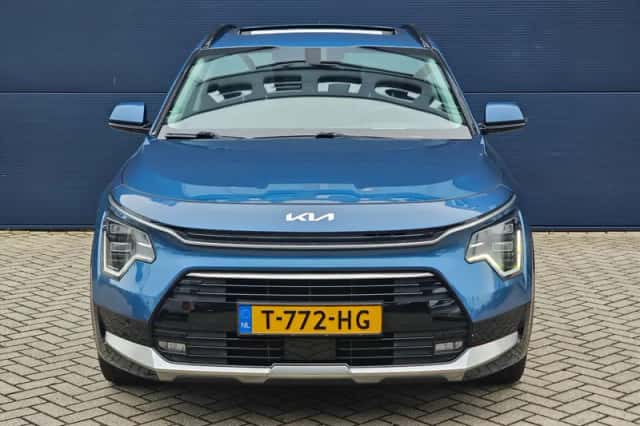 Kia Niro (2023) thumbnail 2