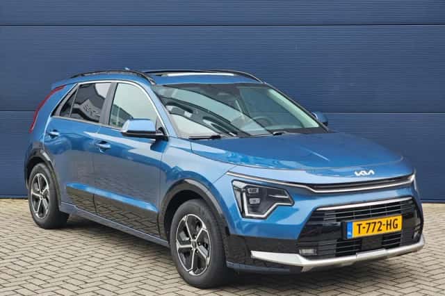Kia Niro (2023) thumbnail 3
