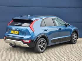 Kia Niro (2023) thumbnail 5