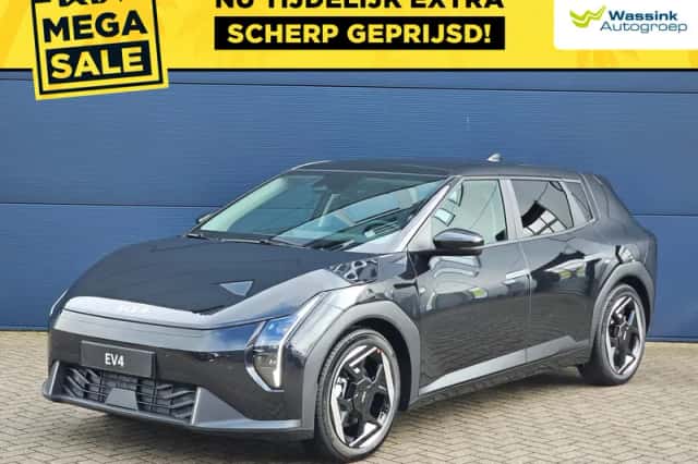 Kia EV4 (2026) thumbnail 1