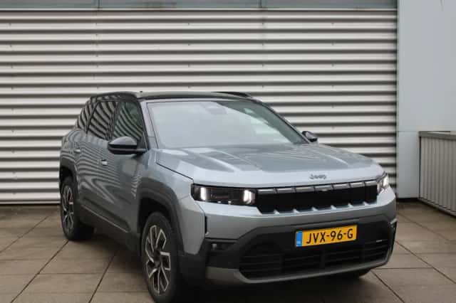 Jeep Compass (2026) thumbnail 2