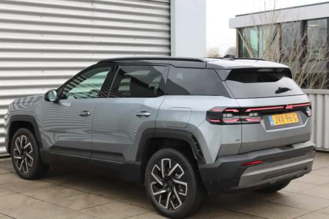 Jeep Compass (2026) thumbnail 3