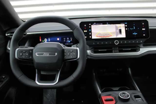 Jeep Compass (2026) thumbnail 6