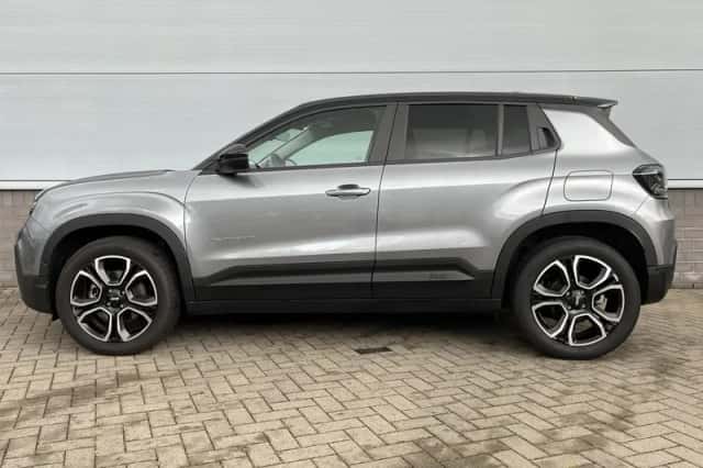 Jeep Avenger (2025) thumbnail 2