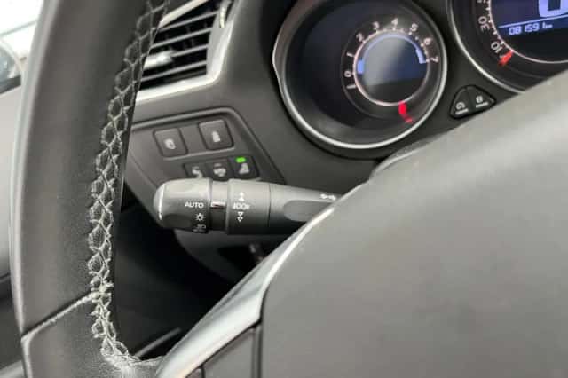 Citroën C4 (2017) thumbnail 14