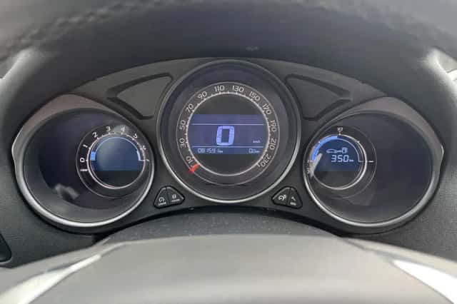 Citroën C4 (2017) thumbnail 25