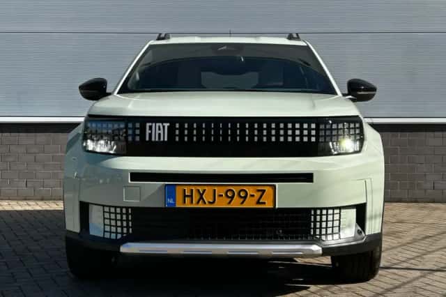 Fiat Grande Panda (2025) thumbnail 2