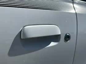 Renault Twingo (2016) thumbnail 11