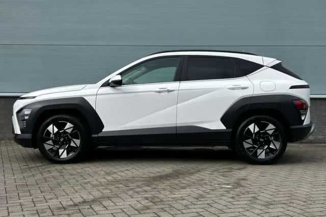 Hyundai Kona (2025) thumbnail 3