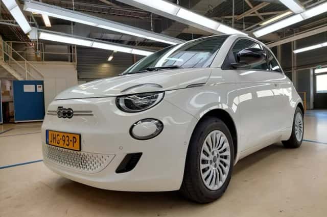 Fiat 500 (2025) thumbnail 4