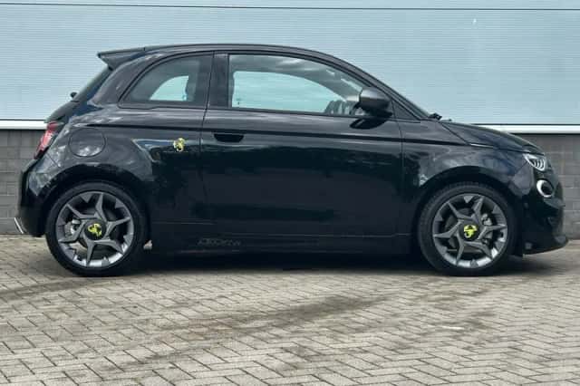 Fiat 500 (2025) thumbnail 4