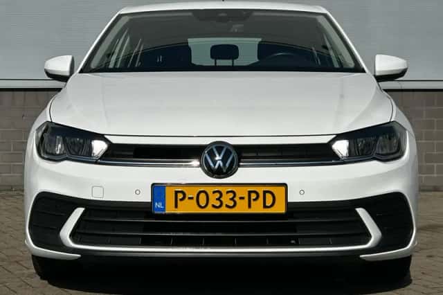 Volkswagen Polo (2022) thumbnail 2