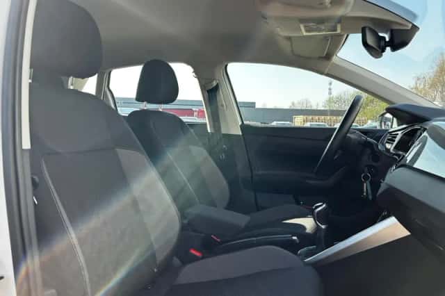 Volkswagen Polo (2022) thumbnail 13