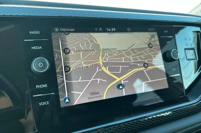 Volkswagen Polo (2022) thumbnail 24