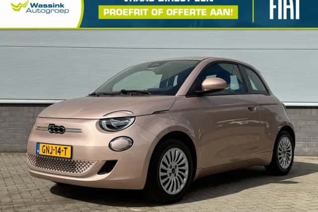 Fiat 500 (2024) thumbnail 1