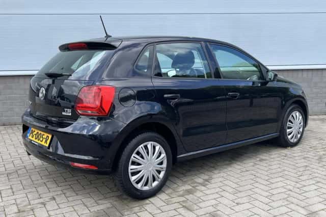 Volkswagen Polo (2017) thumbnail 5