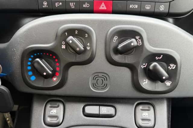 Fiat Panda (2020) thumbnail 29