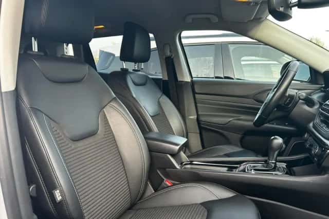 Jeep Compass (2023) thumbnail 17