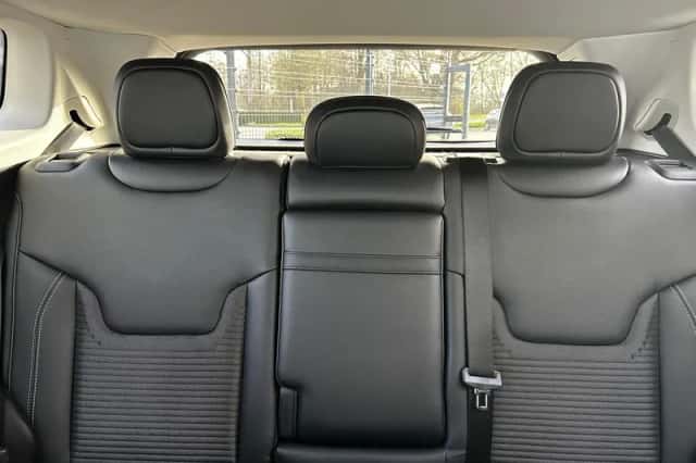 Jeep Compass (2023) thumbnail 18
