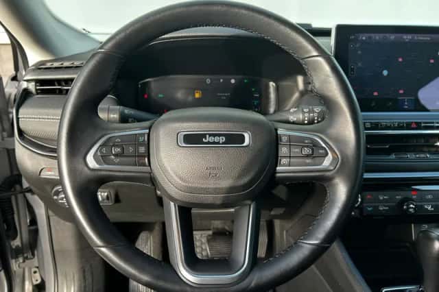 Jeep Compass (2023) thumbnail 22
