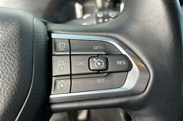 Jeep Compass (2023) thumbnail 23
