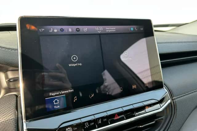 Jeep Compass (2023) thumbnail 30