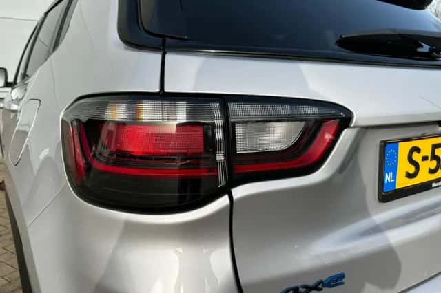 Jeep Compass (2023) thumbnail 10
