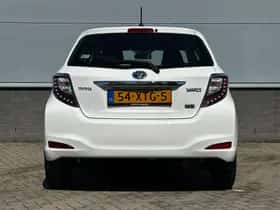 Toyota Yaris (2012) thumbnail 6